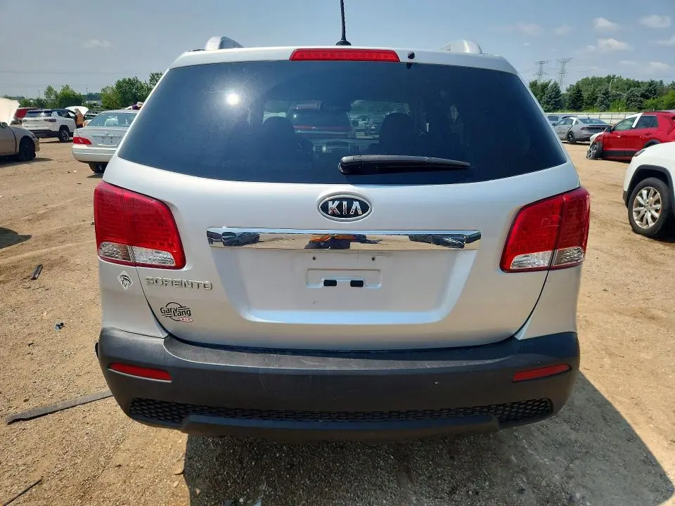 2012 KIA SORENTO LX  
