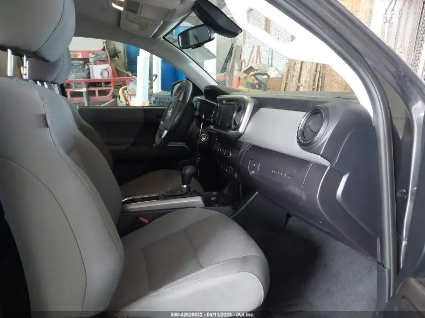 2019 TOYOTA TACOMA SR5 V6