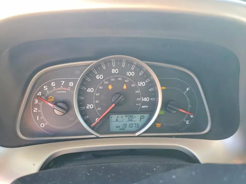 2013 TOYOTA RAV4 LE  