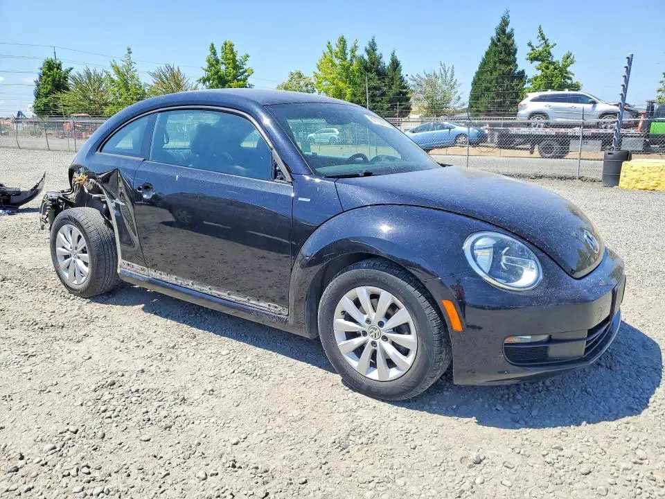 2016 VOLKSWAGEN BEETLE 1.8T  