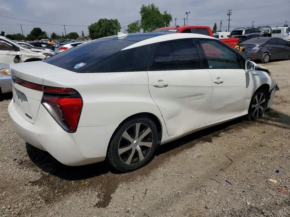 2018 TOYOTA MIRAI BASE  