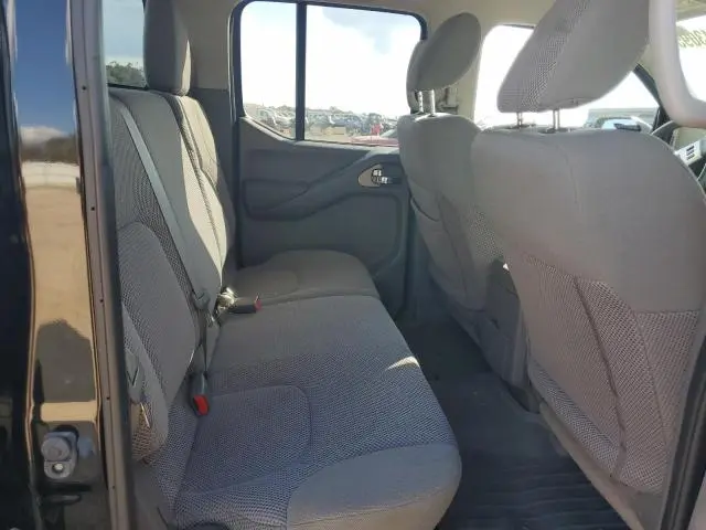 2017 NISSAN FRONTIER S  