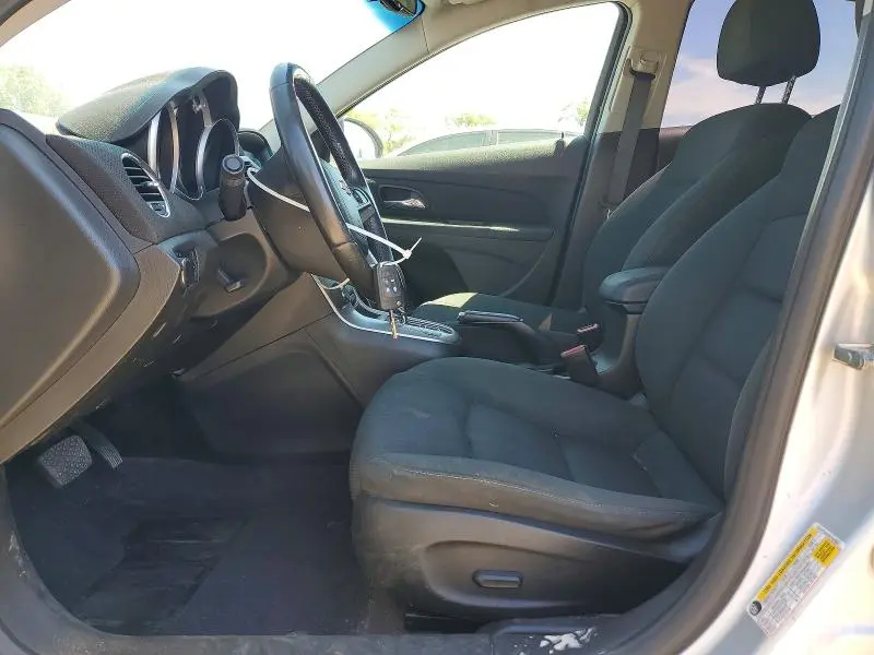 2012 CHEVROLET CRUZE LT  