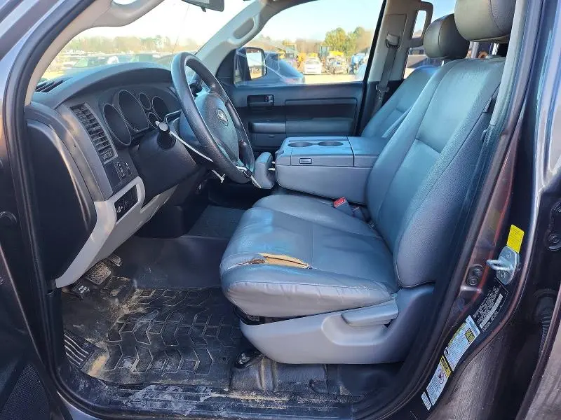 2011 TOYOTA TUNDRA DOUBLE CAB SR5  
