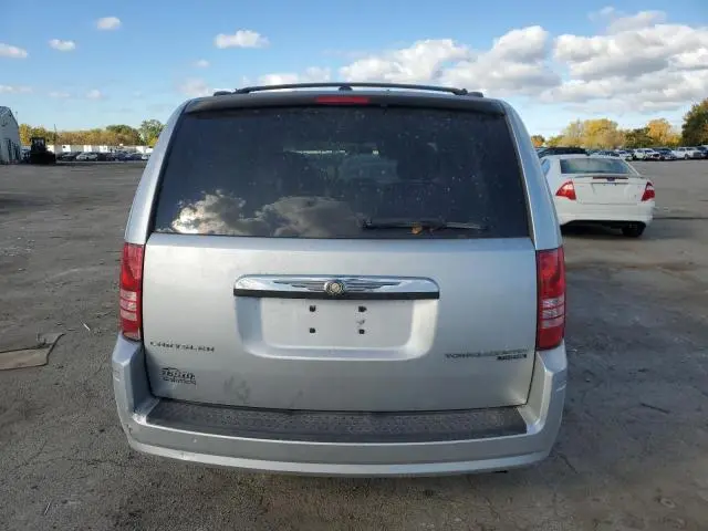 2010 CHRYSLER TOWN & COUNTRY TOURING  