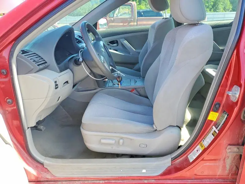 2011 TOYOTA CAMRY LE  
