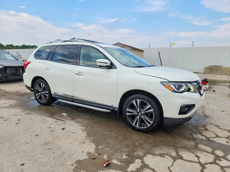 2019 NISSAN PATHFINDER PLATINUM  