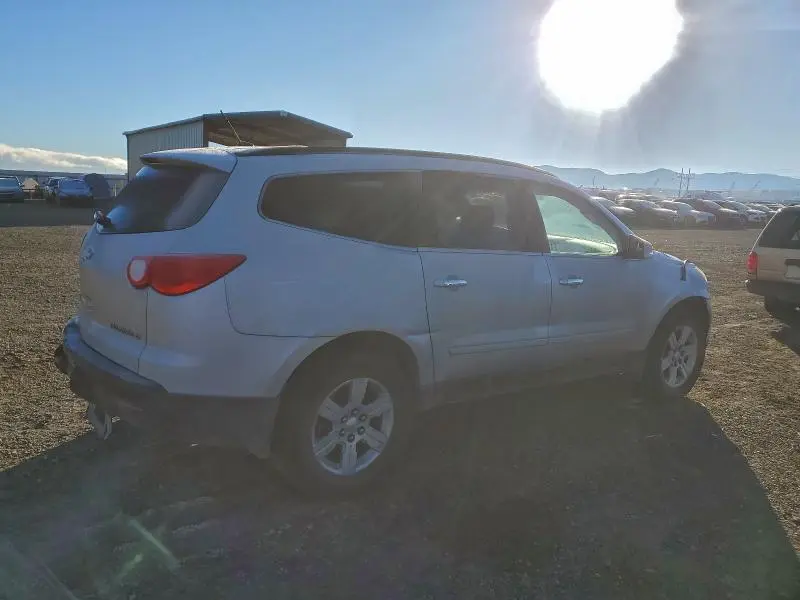 2011 CHEVROLET TRAVERSE LT  