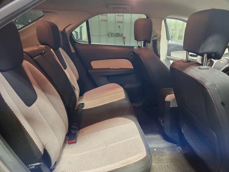 2010 CHEVROLET EQUINOX LT  