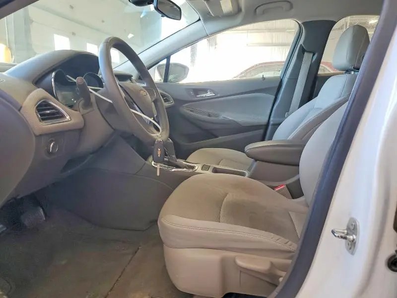 2016 CHEVROLET CRUZE LS  