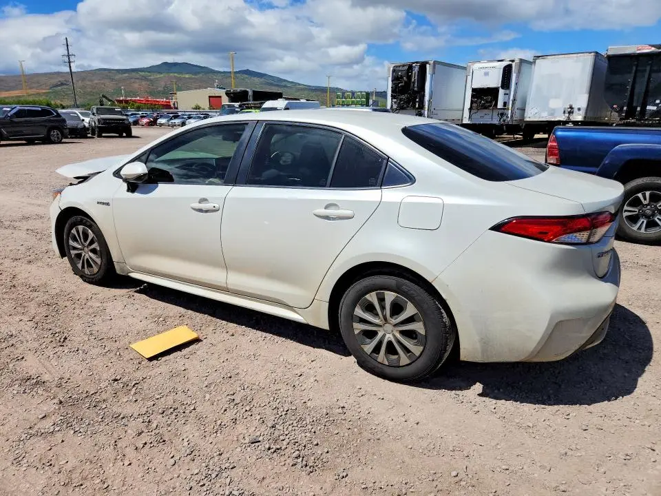 2021 TOYOTA COROLLA LE  