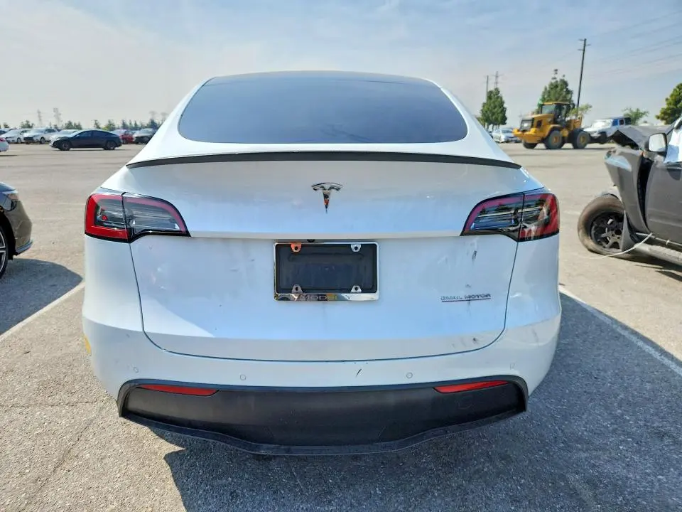 2022 TESLA MODEL Y   