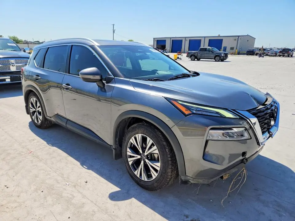 2022 NISSAN ROGUE SV  