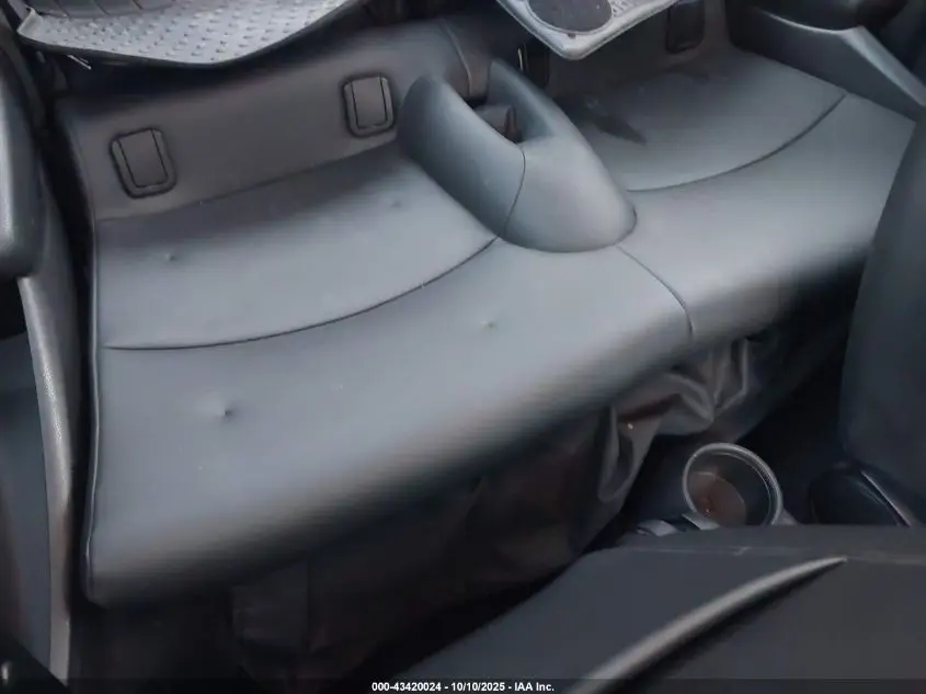 2013 MINI HARDTOP COOPER