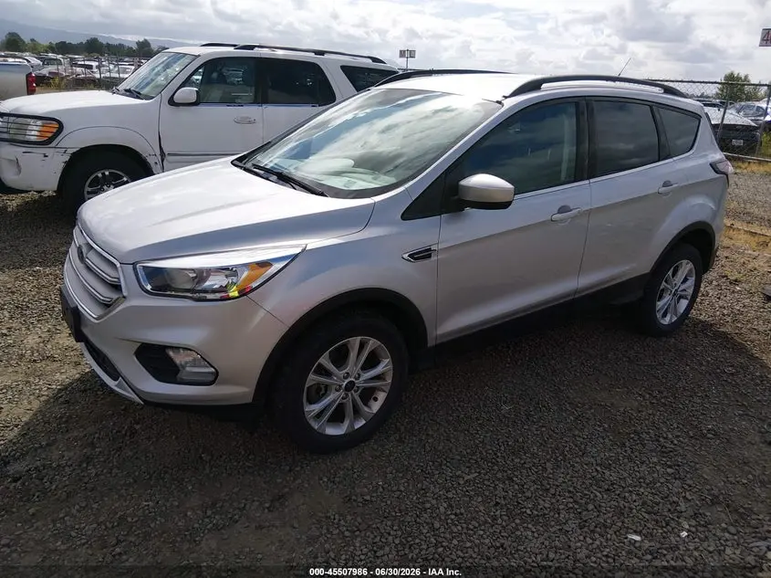 2018 FORD ESCAPE SE