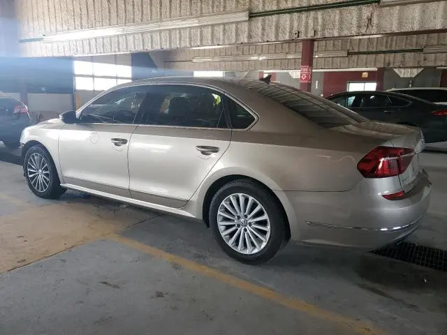 2017 VOLKSWAGEN PASSAT SE  