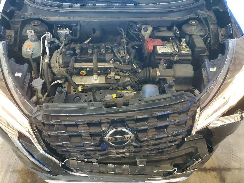 2021 NISSAN KICKS S  
