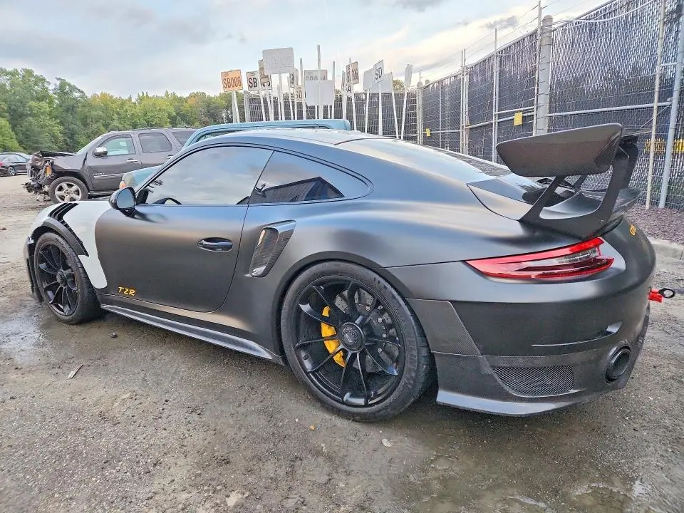 2018 PORSCHE 911 GT2 RS  