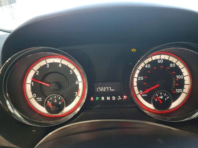 2014 DODGE GRAND CARAVAN SE  