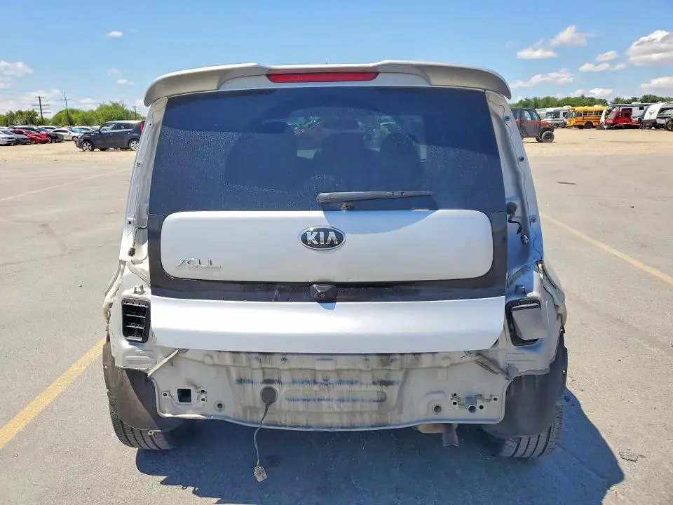 2015 KIA SOUL !  