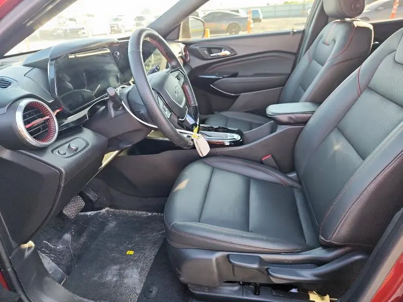 2025 CHEVROLET TRAX 2RS  