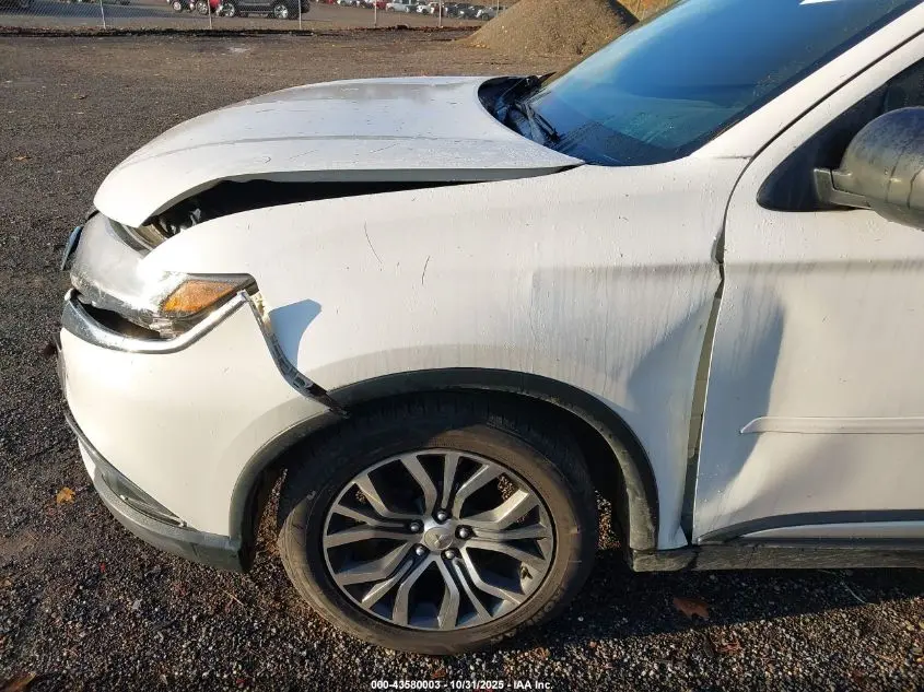 2017 MITSUBISHI OUTLANDER ES