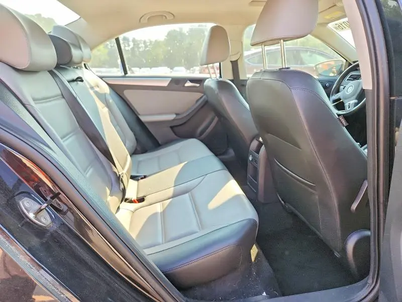 2013 VOLKSWAGEN JETTA HYBRID  