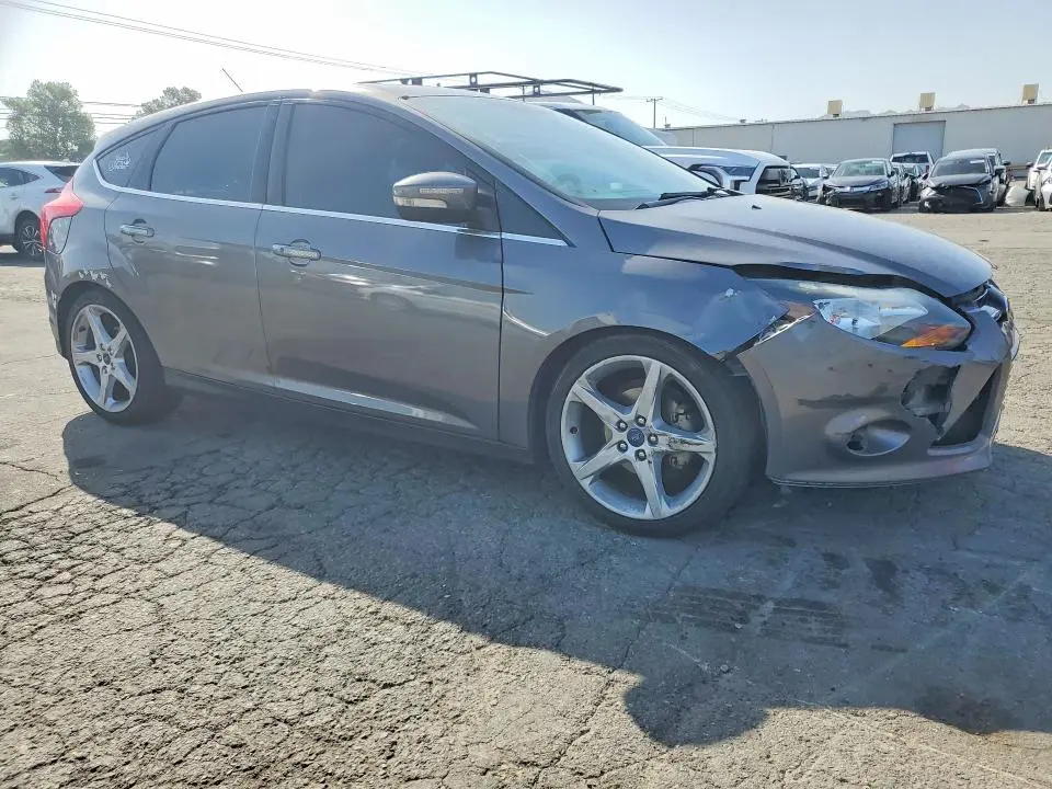 2014 FORD FOCUS TITANIUM  