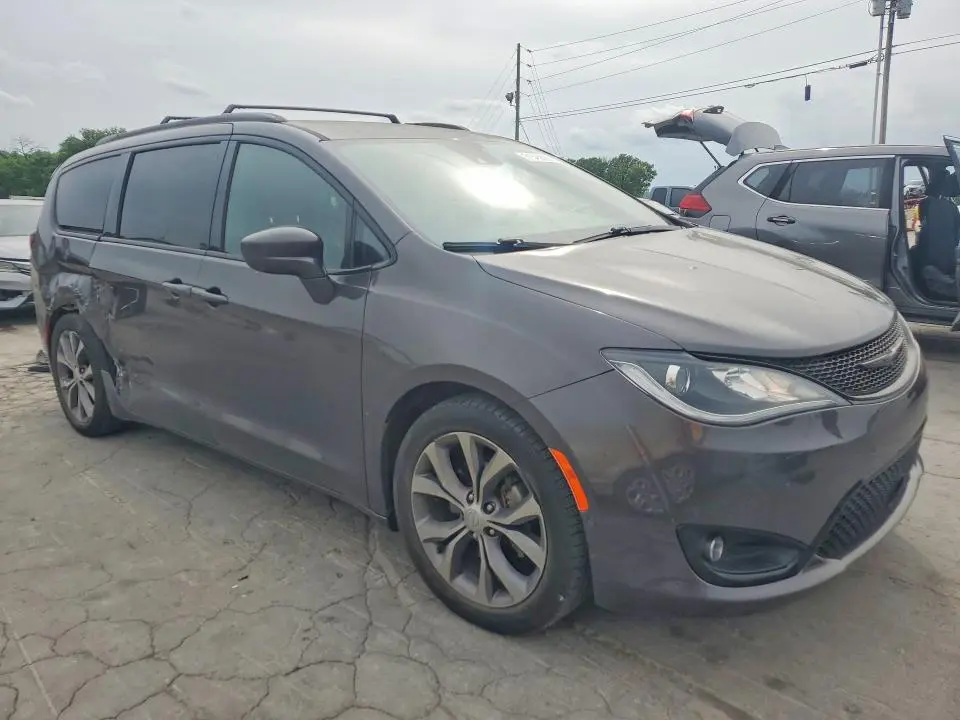 2019 CHRYSLER PACIFICA TOURING L  