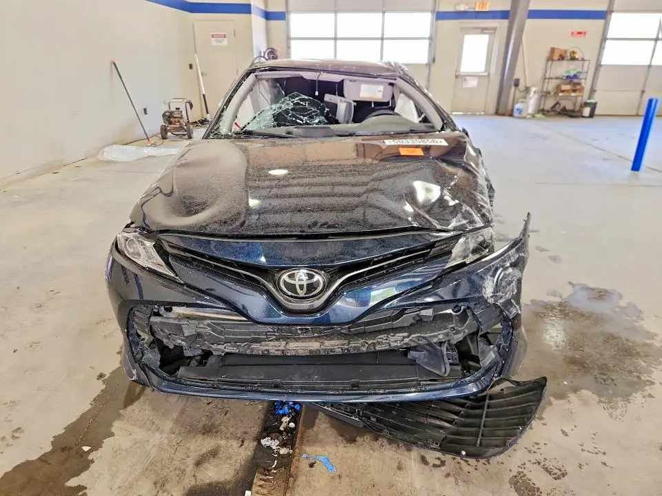 2020 TOYOTA CAMRY   