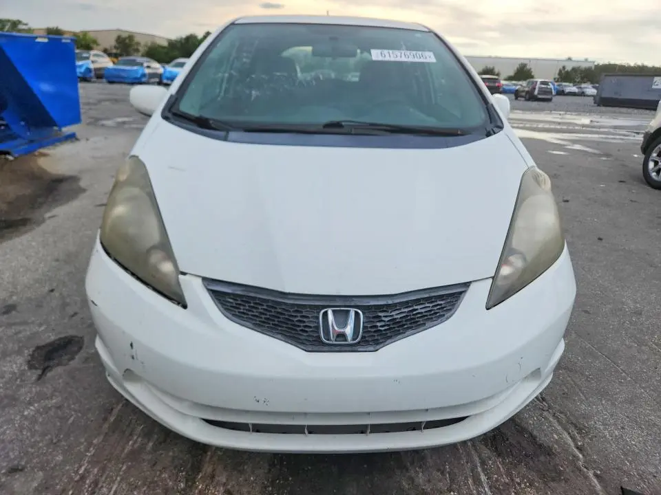 2013 HONDA FIT   