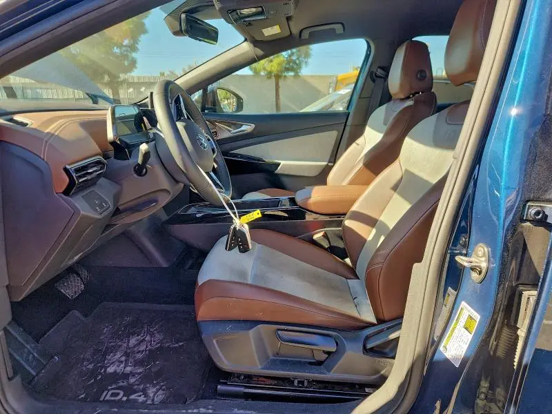2023 VOLKSWAGEN ID.4 PRO  