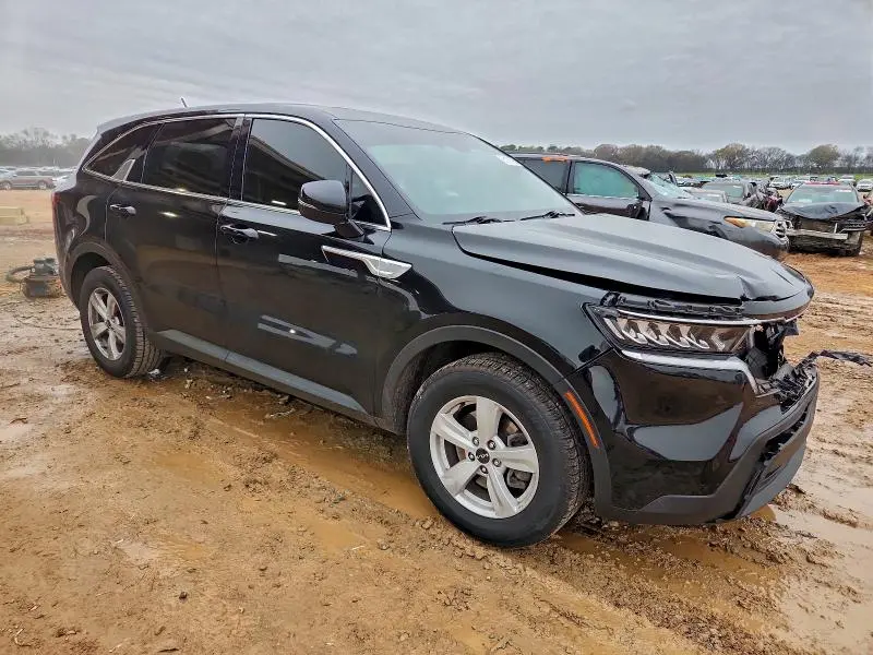 2022 KIA SORENTO LX  