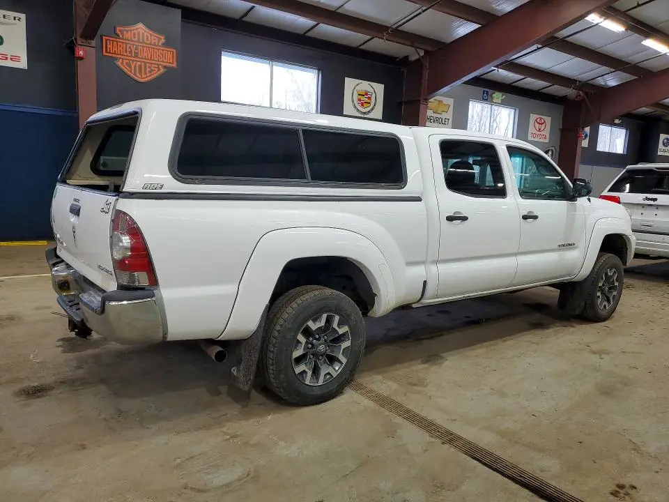 2014 TOYOTA TACOMA V6  