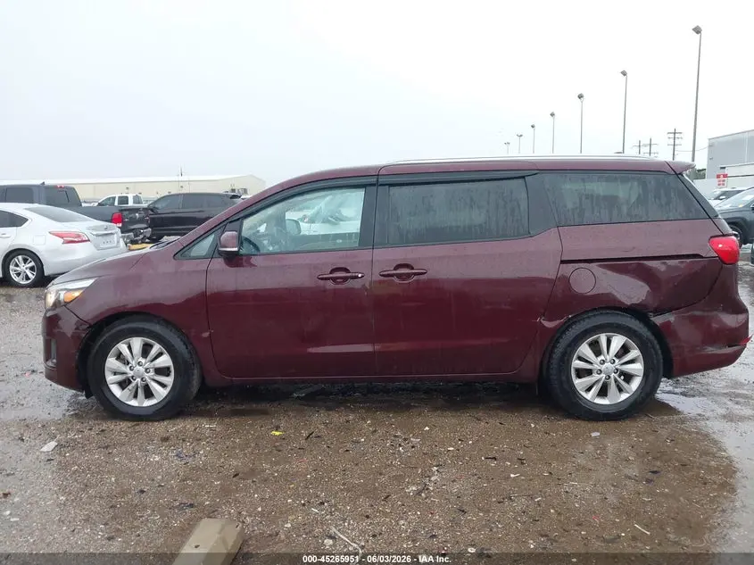 2017 KIA SEDONA LX