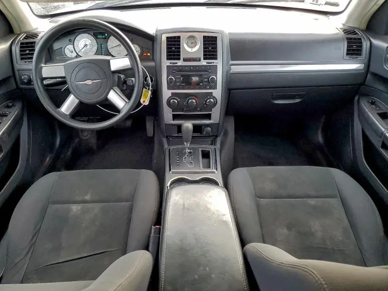 2010 CHRYSLER 300 TOURING  