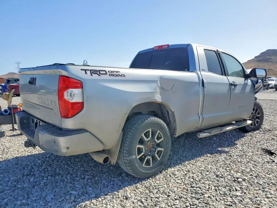 2016 TOYOTA TUNDRA SR5  