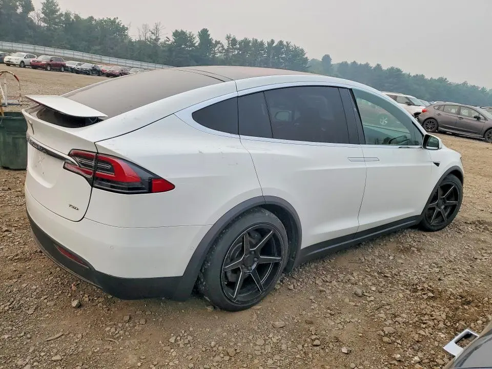 2017 TESLA MODEL X   