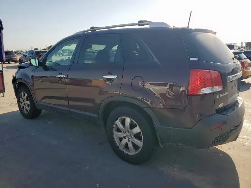 2013 KIA SORENTO LX
