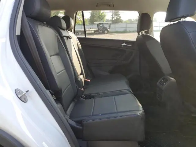 2020 VOLKSWAGEN TIGUAN SE  