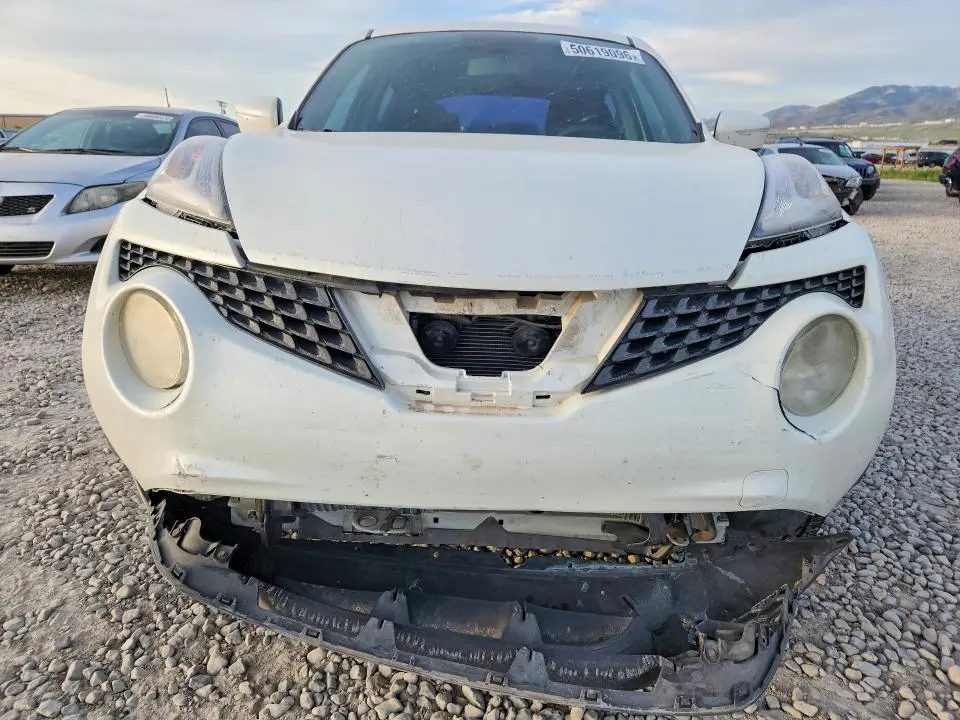 2016 NISSAN JUKE S  