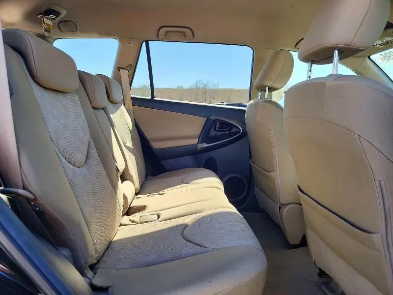 2010 TOYOTA RAV4 BASE  