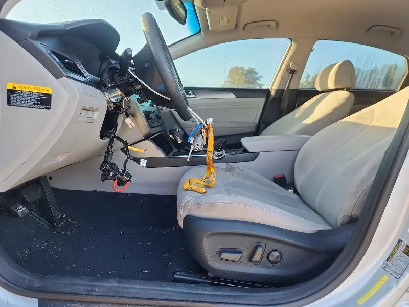 2015 HYUNDAI SONATA SPORT  