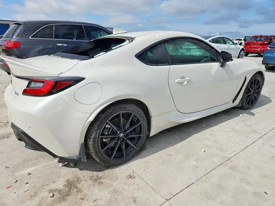 2025 TOYOTA GR 86 PREMIUM  
