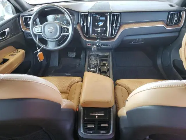2021 VOLVO XC60 T5 INSCRIPTION  