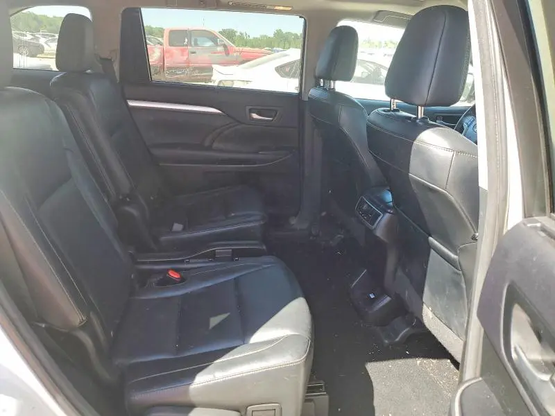 2014 TOYOTA HIGHLANDER XLE  