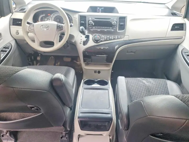 2014 TOYOTA SIENNA SPORT  