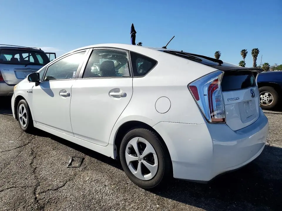 2014 TOYOTA PRIUS TWO  