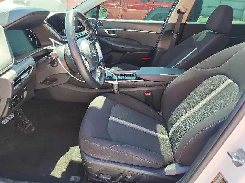2022 HYUNDAI SONATA SEL  