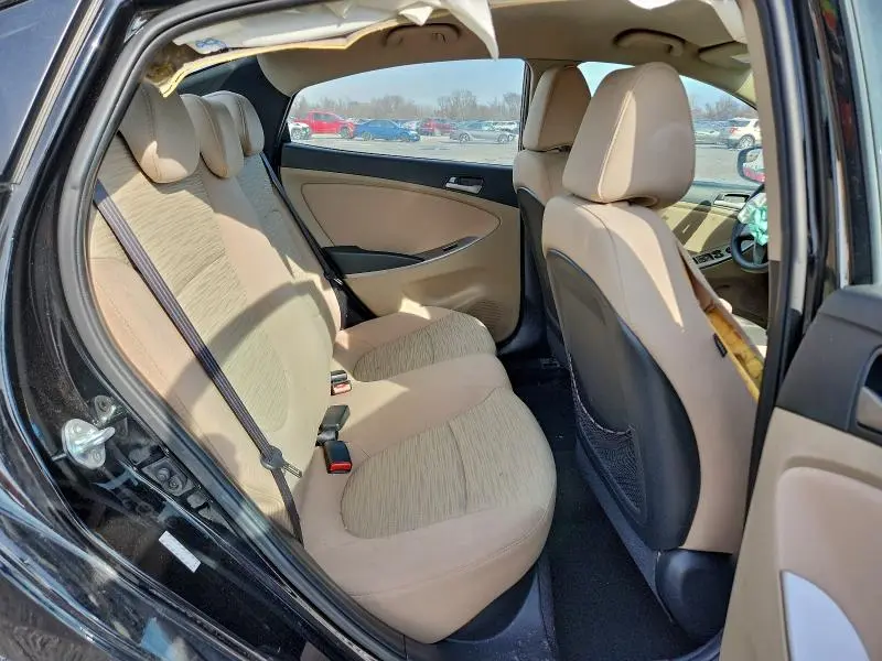 2015 HYUNDAI ACCENT GLS  